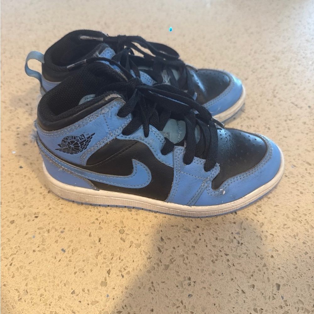 Nike Air Jordan 1 Mid University Blue Black kids 13c